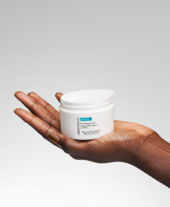 PHA Renewal Pads-burk i en hand